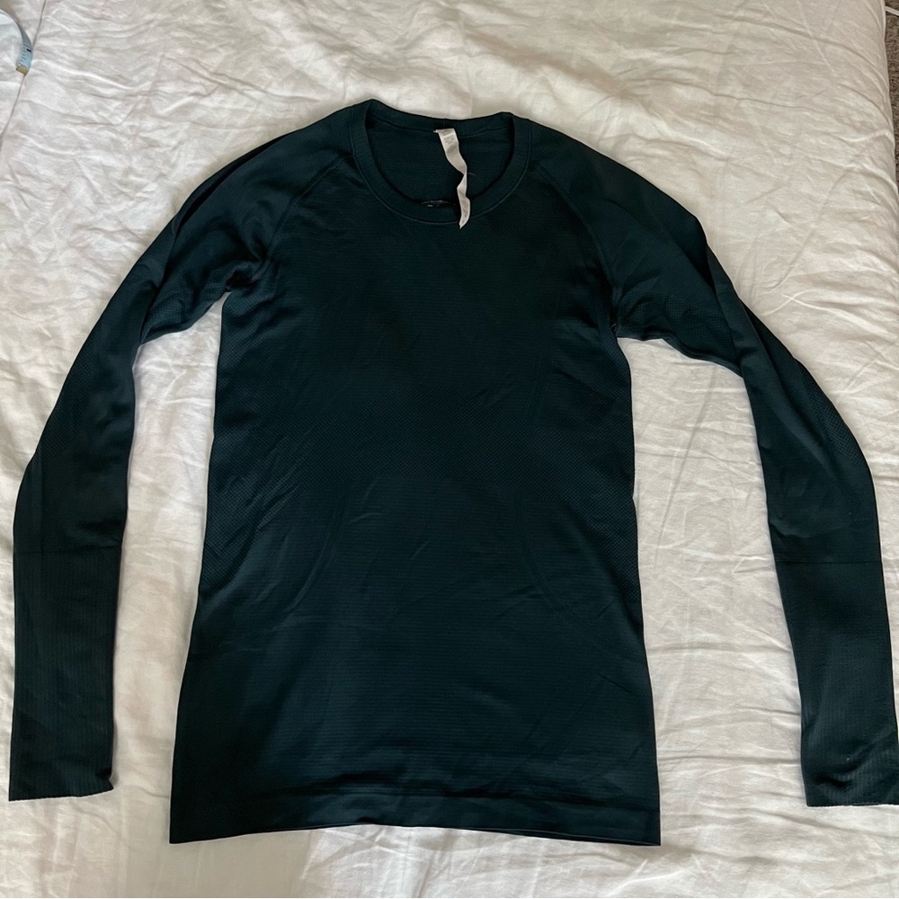 Lululemon Long Sleeve Top *with other logo embroidered*